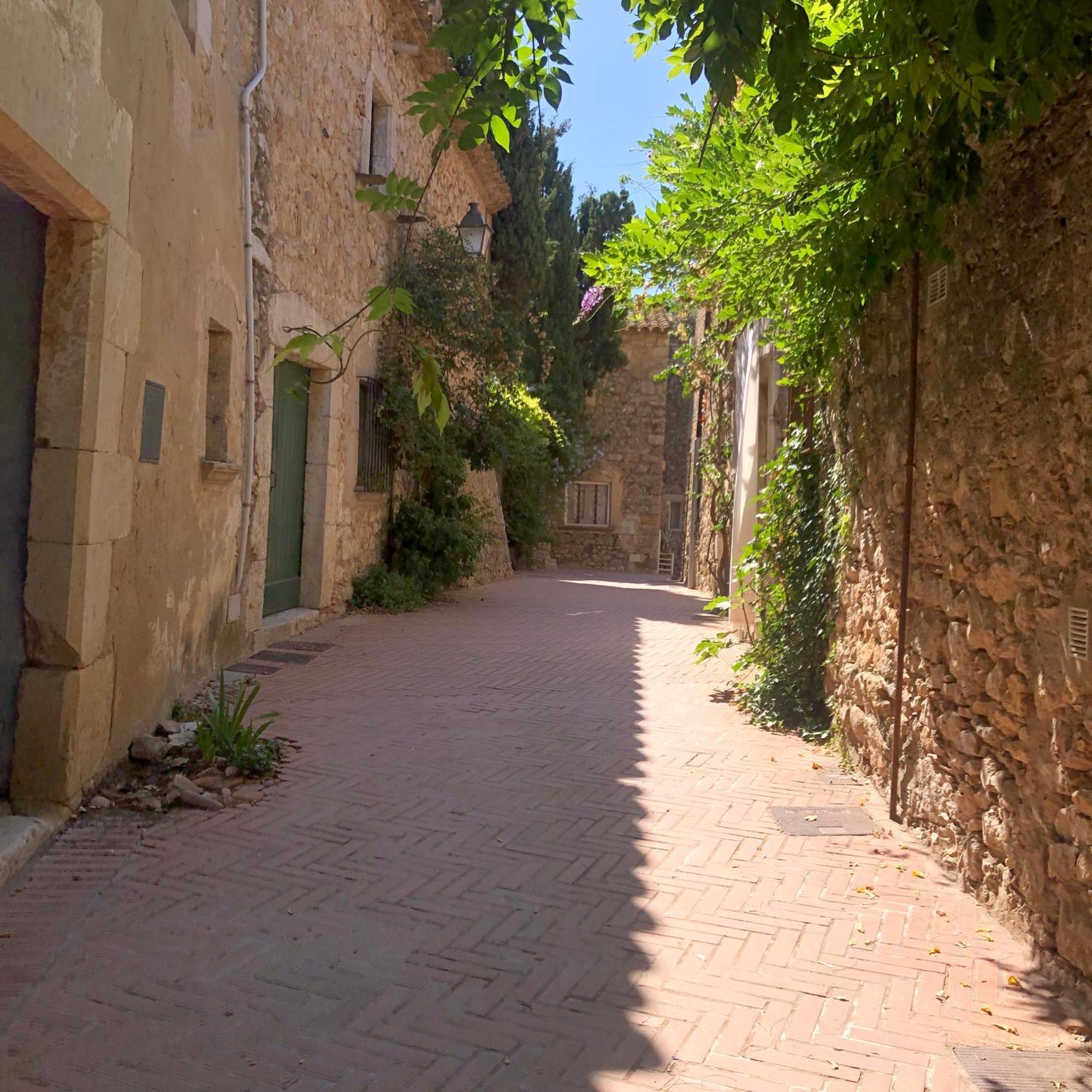 L'Odyssee Roses Dış mekan fotoğraf